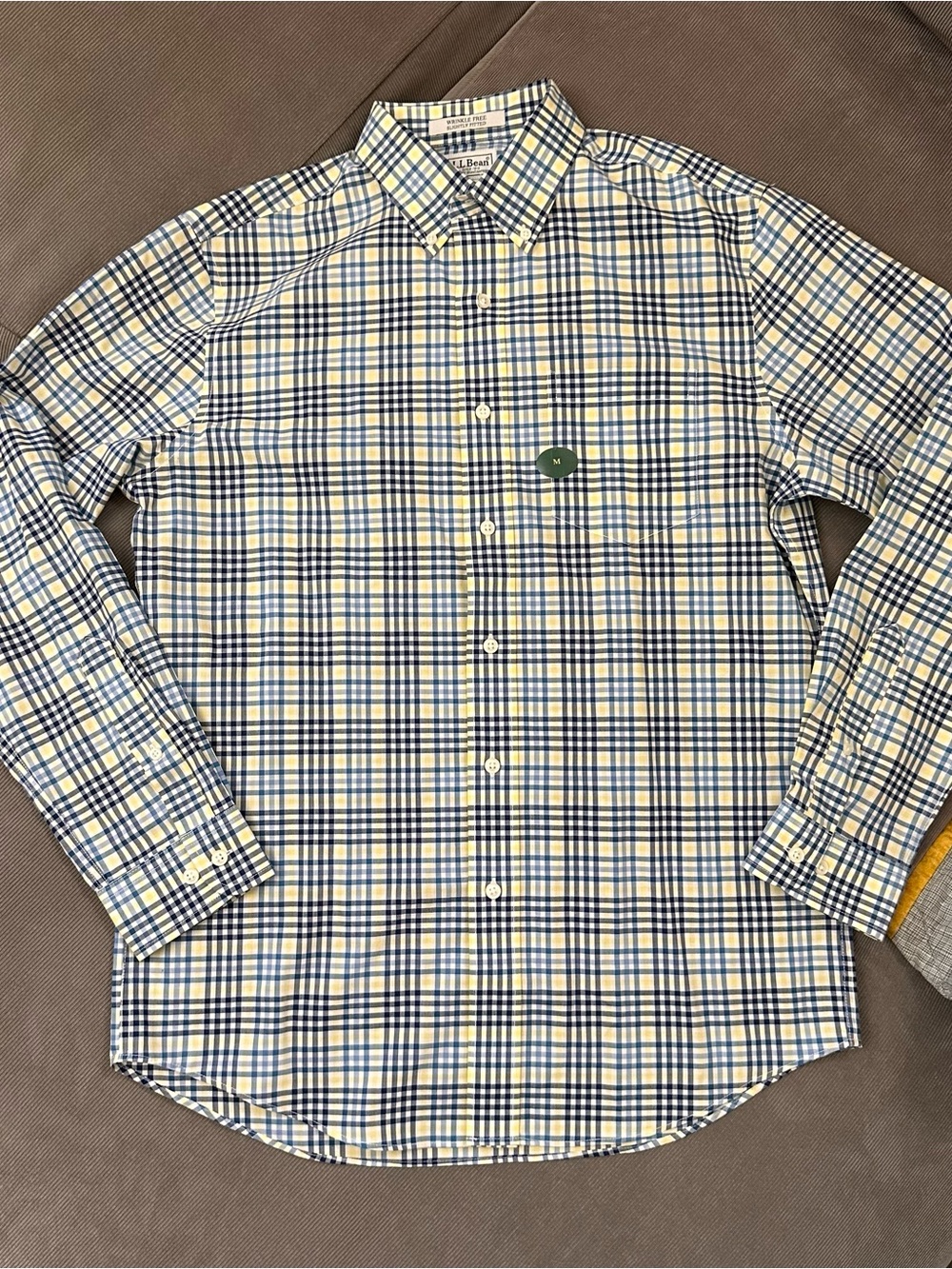 NWT LL Bean Mens Medium Plaid Button Down Shirt Wrinkle Free Slightly Fitted